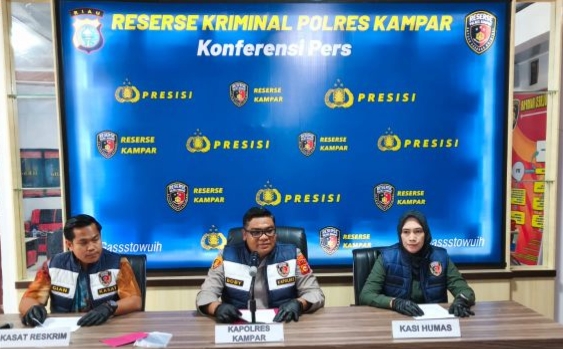 Satreskrim Polres Kampar Tangkap Pelaku Pembunuhan di Desa Pasir Sialang